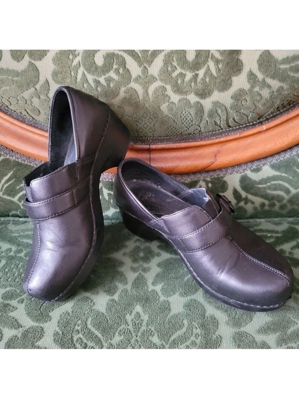 Dansko Tamara Leather Buckle Strap Clogs Women's Size 37 US 6.5